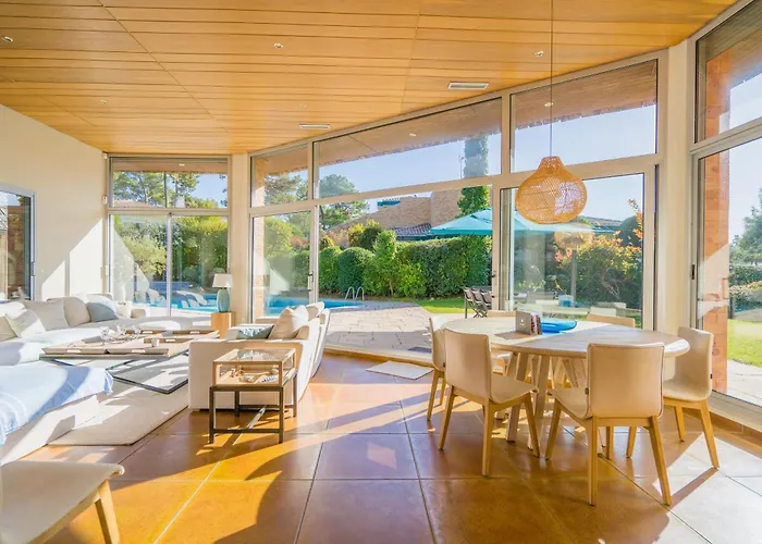 Βίλα Pereire - Superbe A 50 Metres De La